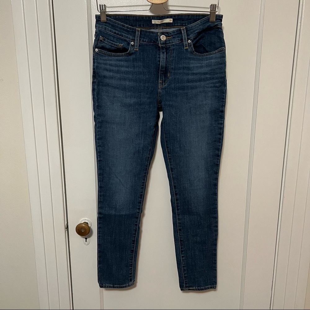 LEVI’S 711 Skinny Jeans Mid-Rise Size 29 Jeans